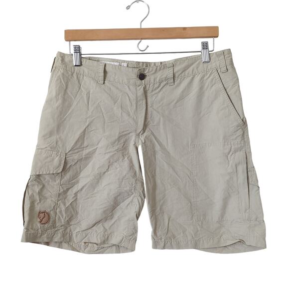 Fjallraven Pants - Fjallraven Womens Utility Cargo Karla MT Shorts Tan 30-31" Hiking Waling Outdoor